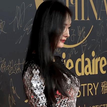 胸大怎么穿搭不显臃肿,胸高的女人怎么穿才好看