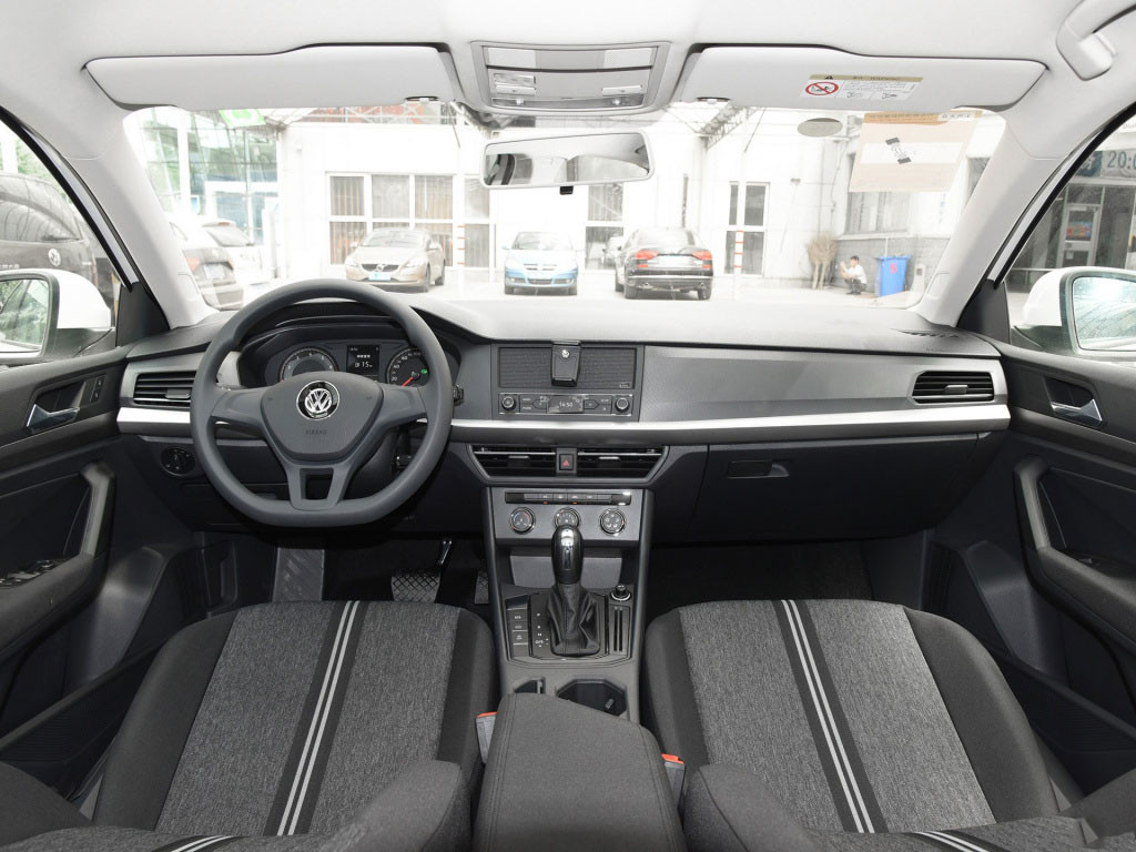 朗逸销量最好的车型,12年大众朗逸1.6自动二手车优缺点