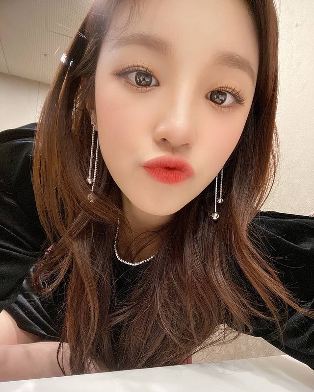 怎么不接假睫毛但让睫毛变浓好看,不用接假睫毛