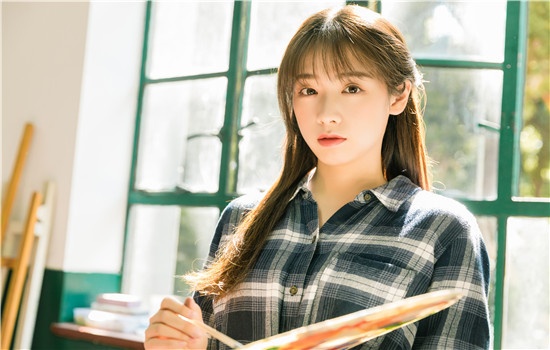 刘海秃鬓角扎马尾怎么办,鬓角秃怎么剪刘海扎马尾