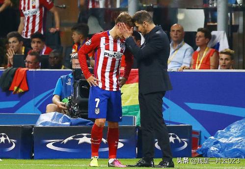 皇马的三连冠用的什么战术,皇马5年4冠的阵容