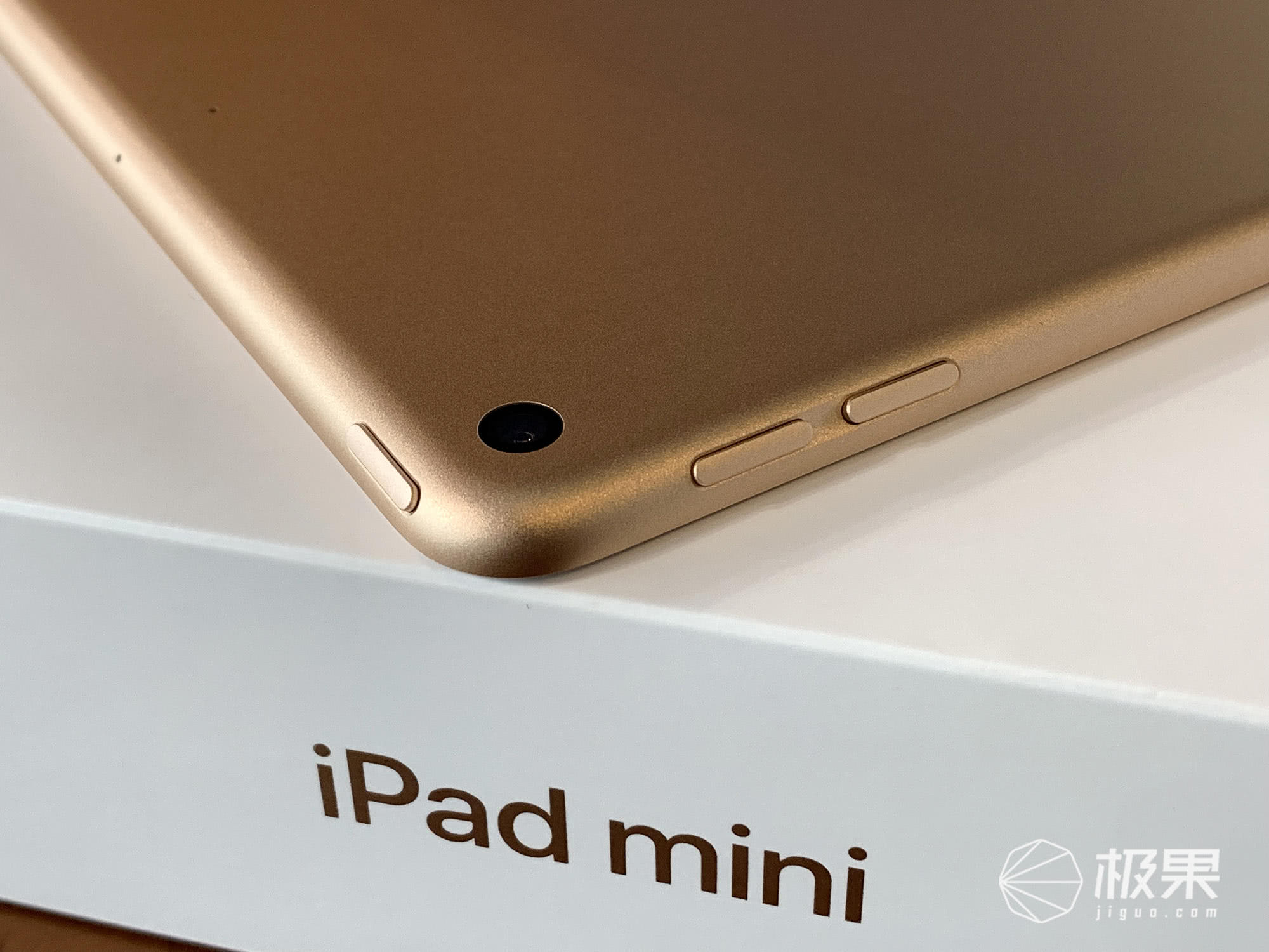 ipadmini图片编辑,ipadmini最新款12.9寸全面屏