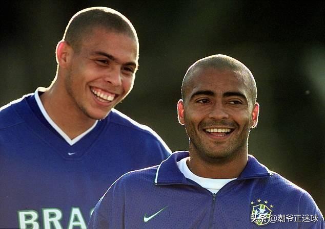 足球精彩配合进球罗纳尔多,罗纳尔多和罗马里奥在巴西的地位