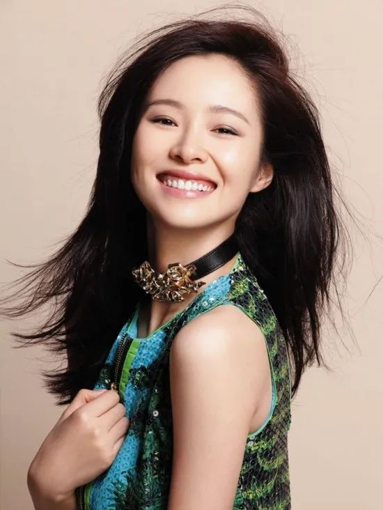 步步惊心四爷为什么不给若兰休书,步步惊心若兰去世四爷伤心的哭了