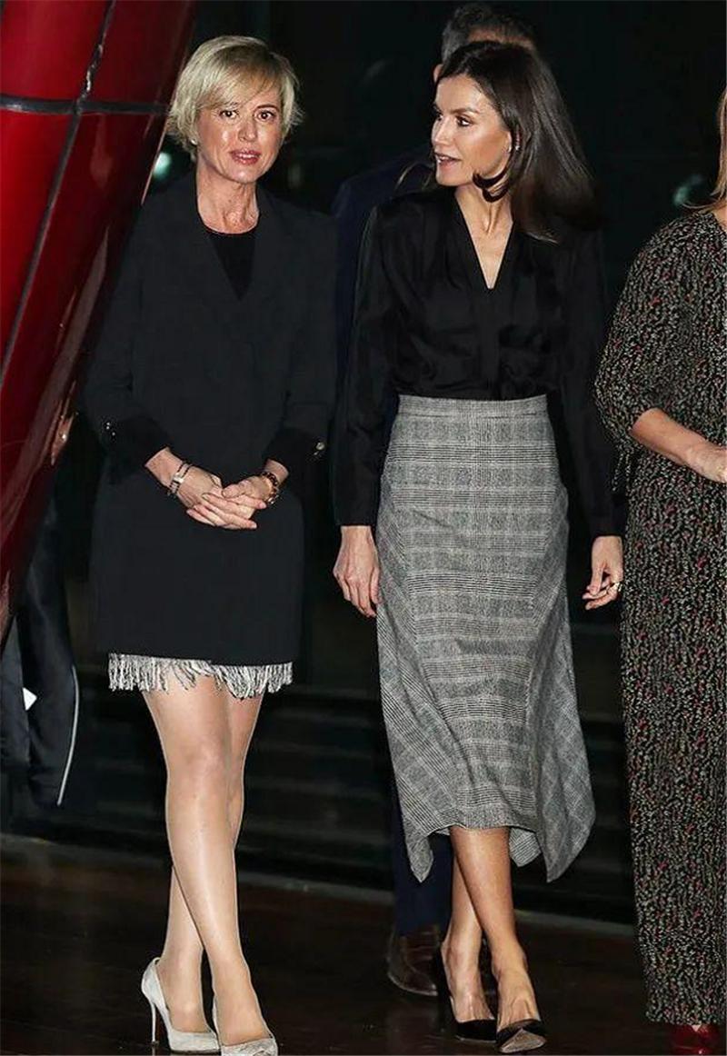 欲戴其冠必承其重韩剧,西班牙王室穿zara