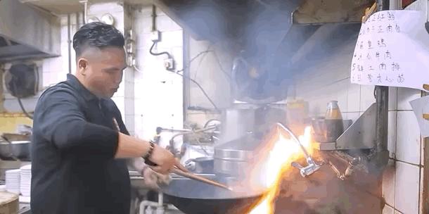 香港最出名金蚝虾干煲仔饭,金蚝虾干煲仔饭