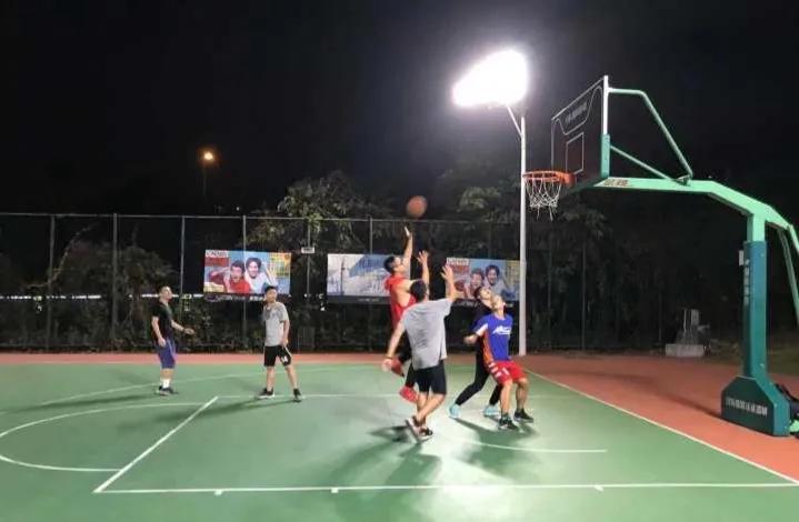 打完篮球如何放松心情,打篮球让我感到放松和心情愉悦