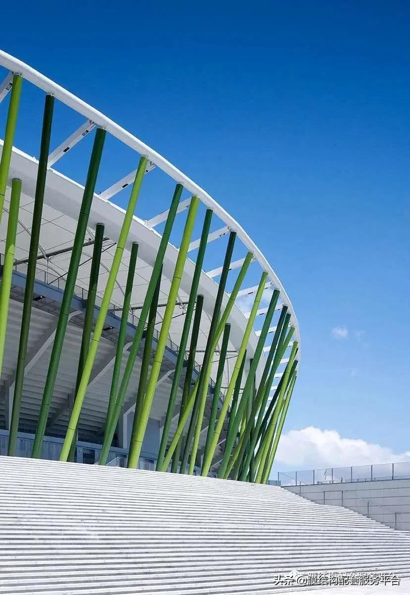 深圳宝安体育中心体育场,宝安体育馆和宝安体育场