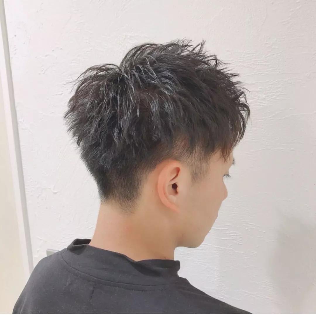 轻熟风小狼狗发型,小狼狗发型短发方脸