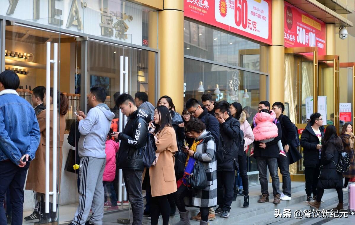 九成奶茶店亏损背后,奶茶店暴利背后