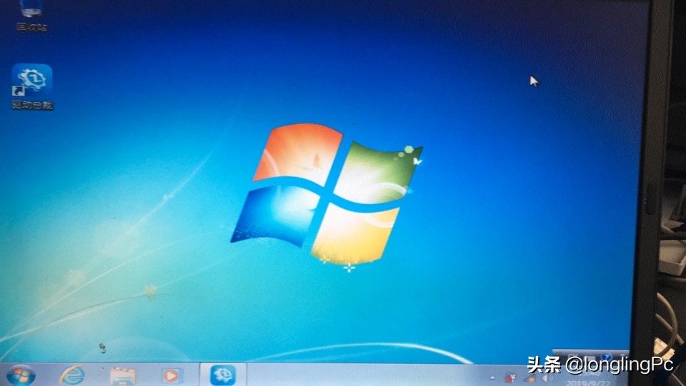 电脑系统崩了没u盘怎么重装系统,三星笔记本电脑u盘重装系统教程
