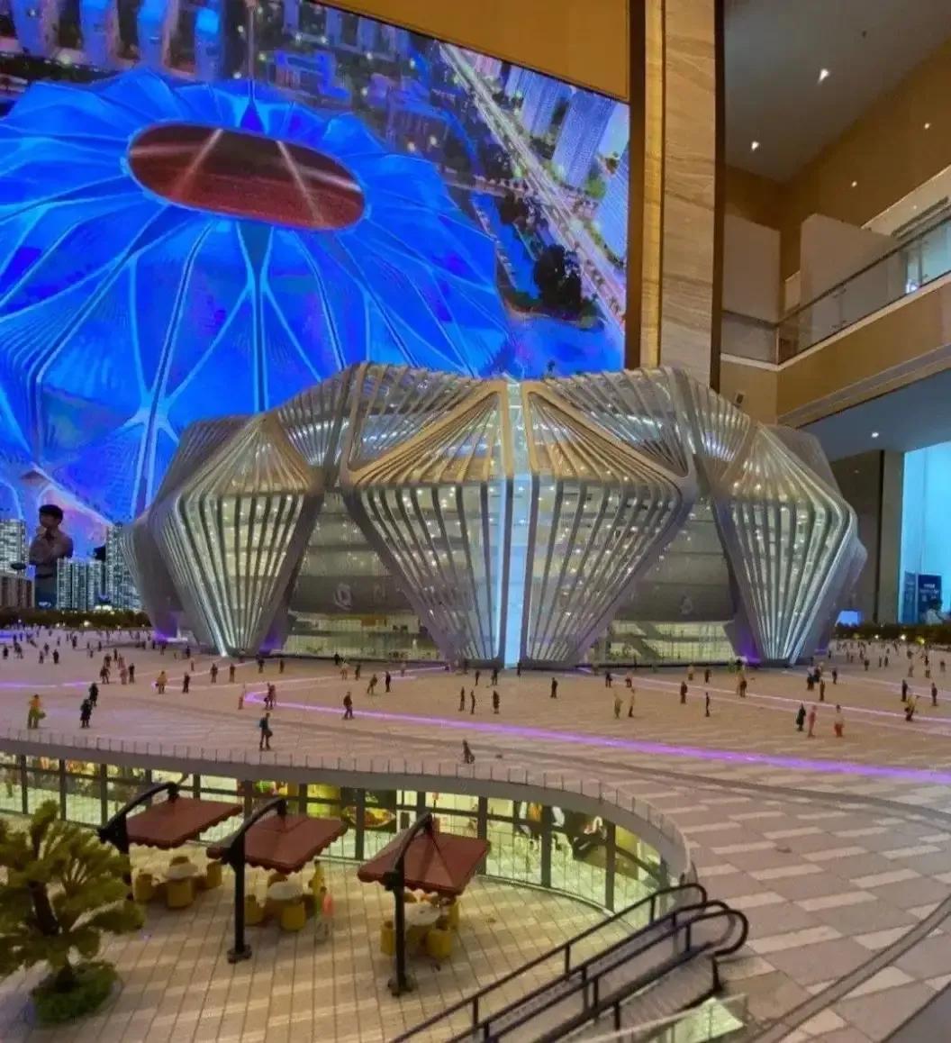 亚洲第一座专业足球场,广州超大型专业足球场