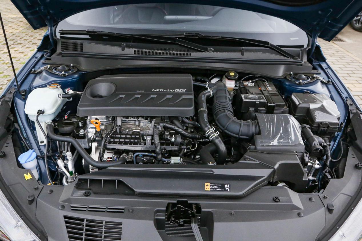 七代伊兰特百公里0-100实测,第七代伊兰特次顶配1.5l落地