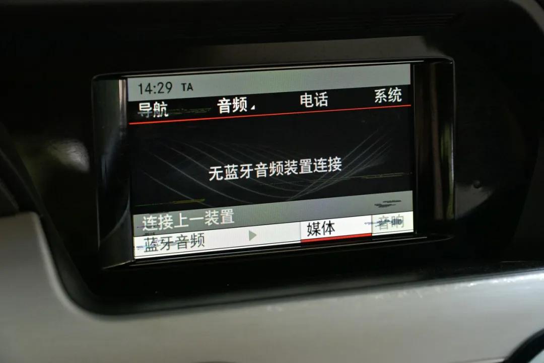 二手奔驰glk300值得买吗,十万左右二手suv奔驰glk300