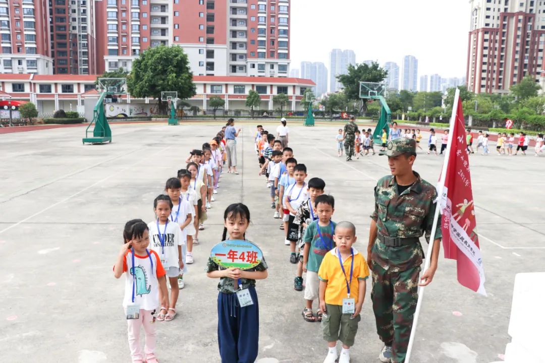 空中田径场的大学,中山市永安中学空中足球场