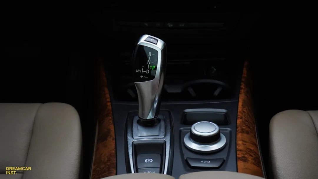 11款宝马x5e70试驾视频,x5e70整备