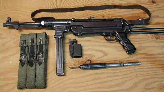 mp40式冲锋枪在二战时期中国有吗,德国二战mp40冲锋枪