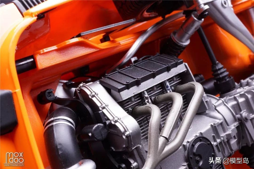 保时捷rsr汽车模型,开箱1:36保时捷taycan模型