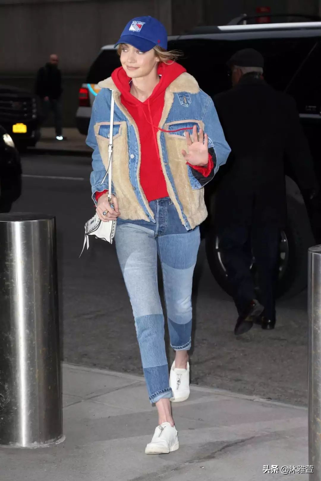 卫衣的n种穿法你学会了吗,卫衣的4个搭配方法太时髦了