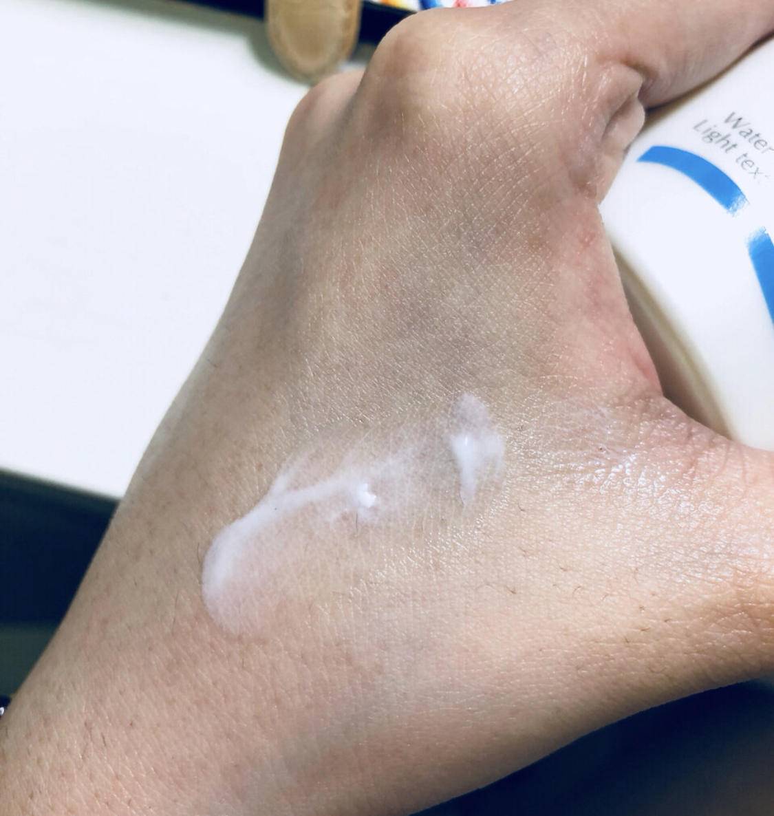 无油轻薄防晒,持久不脱的防晒