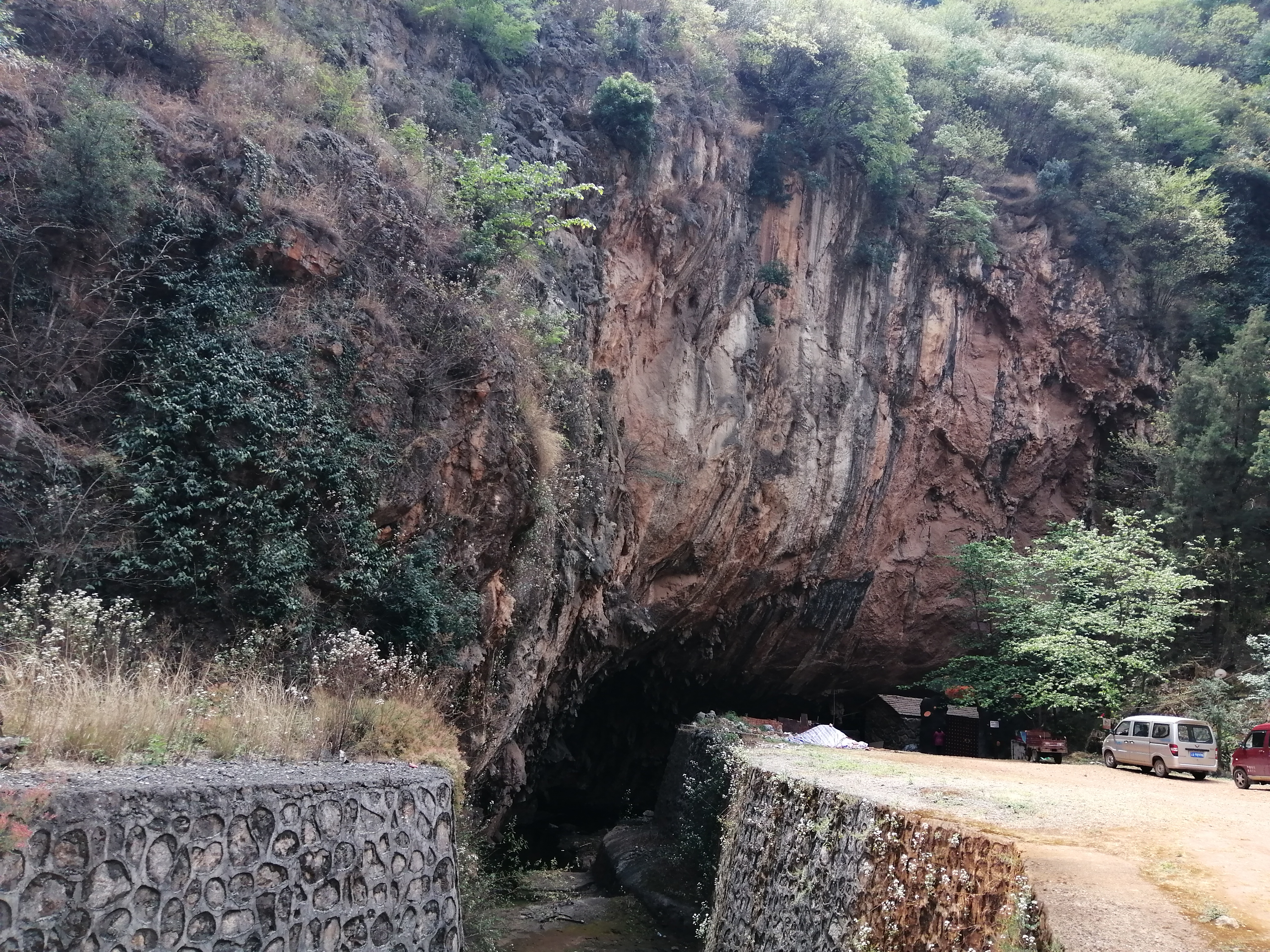 转山转水只为来看你！天生桥溶洞，徐霞客离开昆明最后牵挂（一）