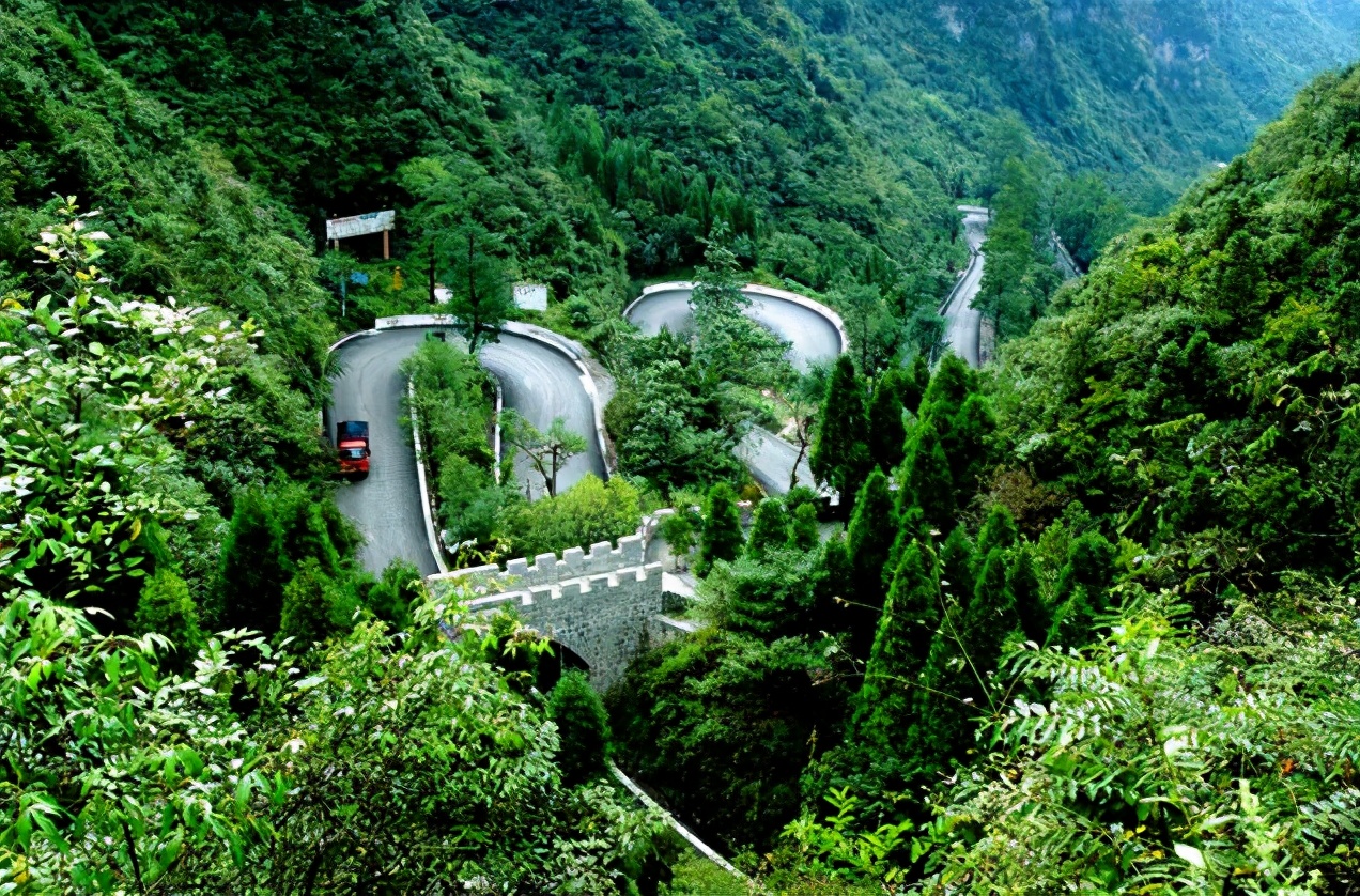 贵州遵义的a级景区有哪些,贵州遵义5a级旅游景点