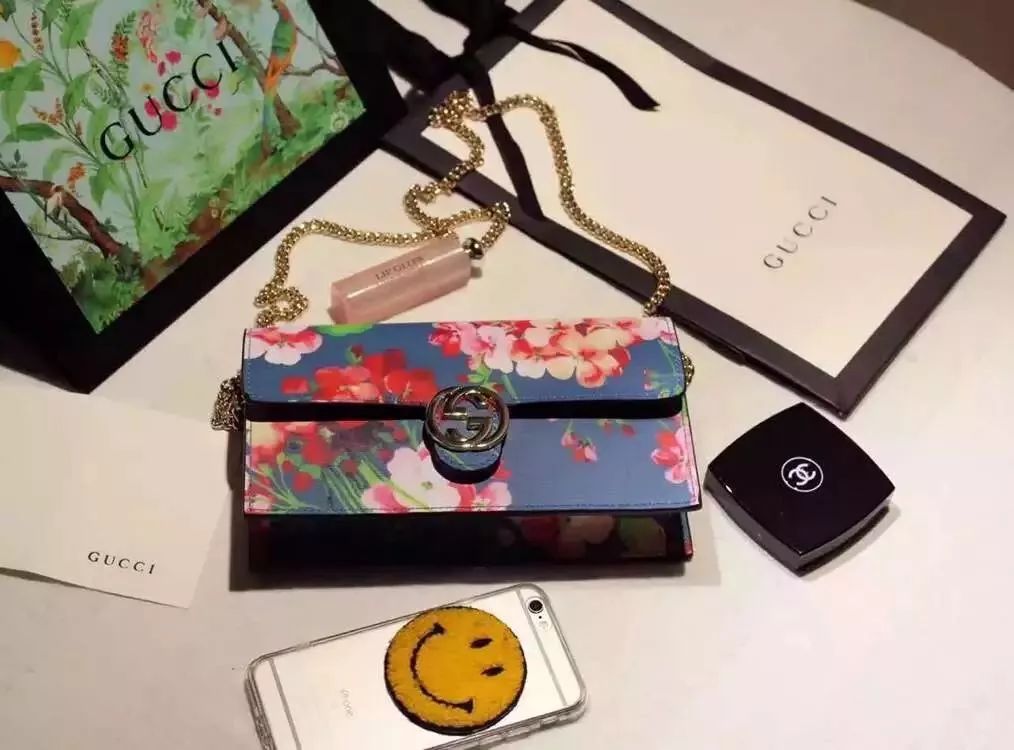 古驰gucci标志,guccilogo又改回来了吗