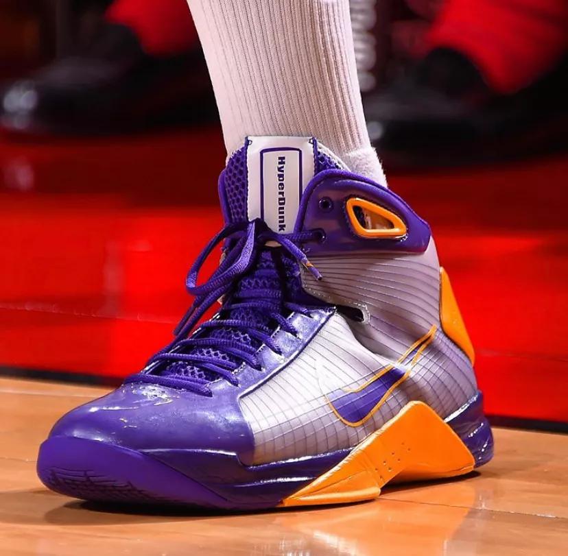 塔克谈最有意义的球鞋,pj塔克上脚最便宜的球鞋