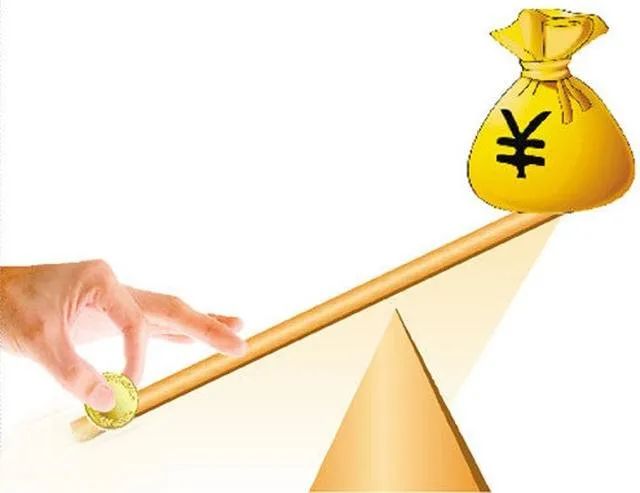 90后包租婆收租400栋楼,90后包租婆回应楼房400套