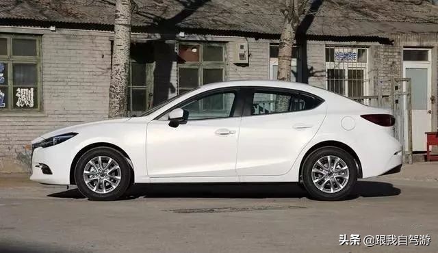 两厢马自达3和高尔夫哪个好,两厢小钢炮马自达3