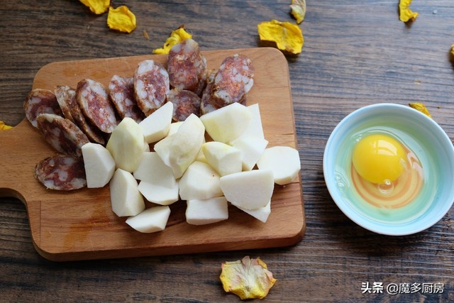 在家做煲仔饭的方法,在家怎么做煲仔饭加什么汁