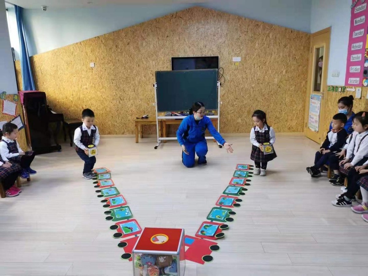 大师引领技艺传承！育文蒙特梭利幼儿园“育山大师课”精彩开讲