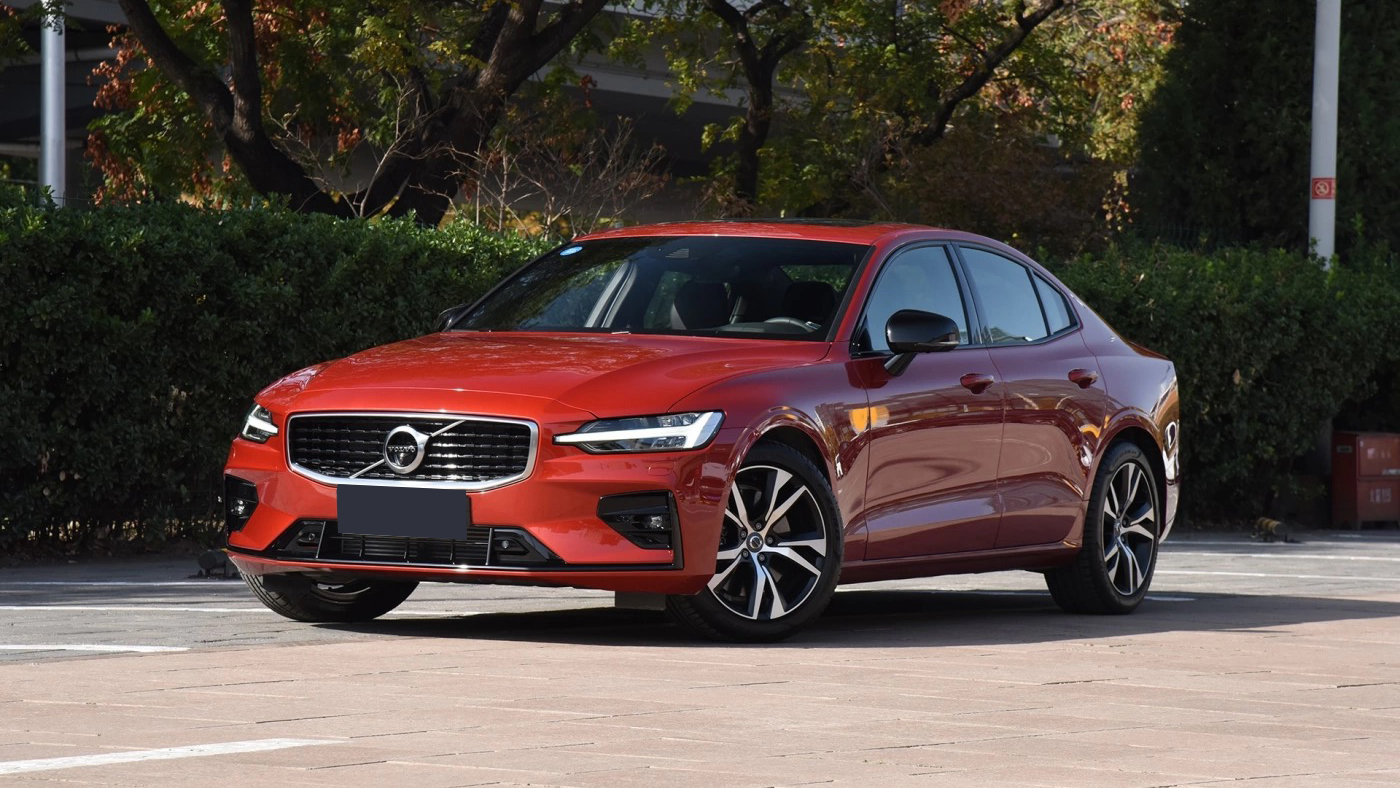 本田crv混动与rav4荣放混动哪个好,rav4混动版上市