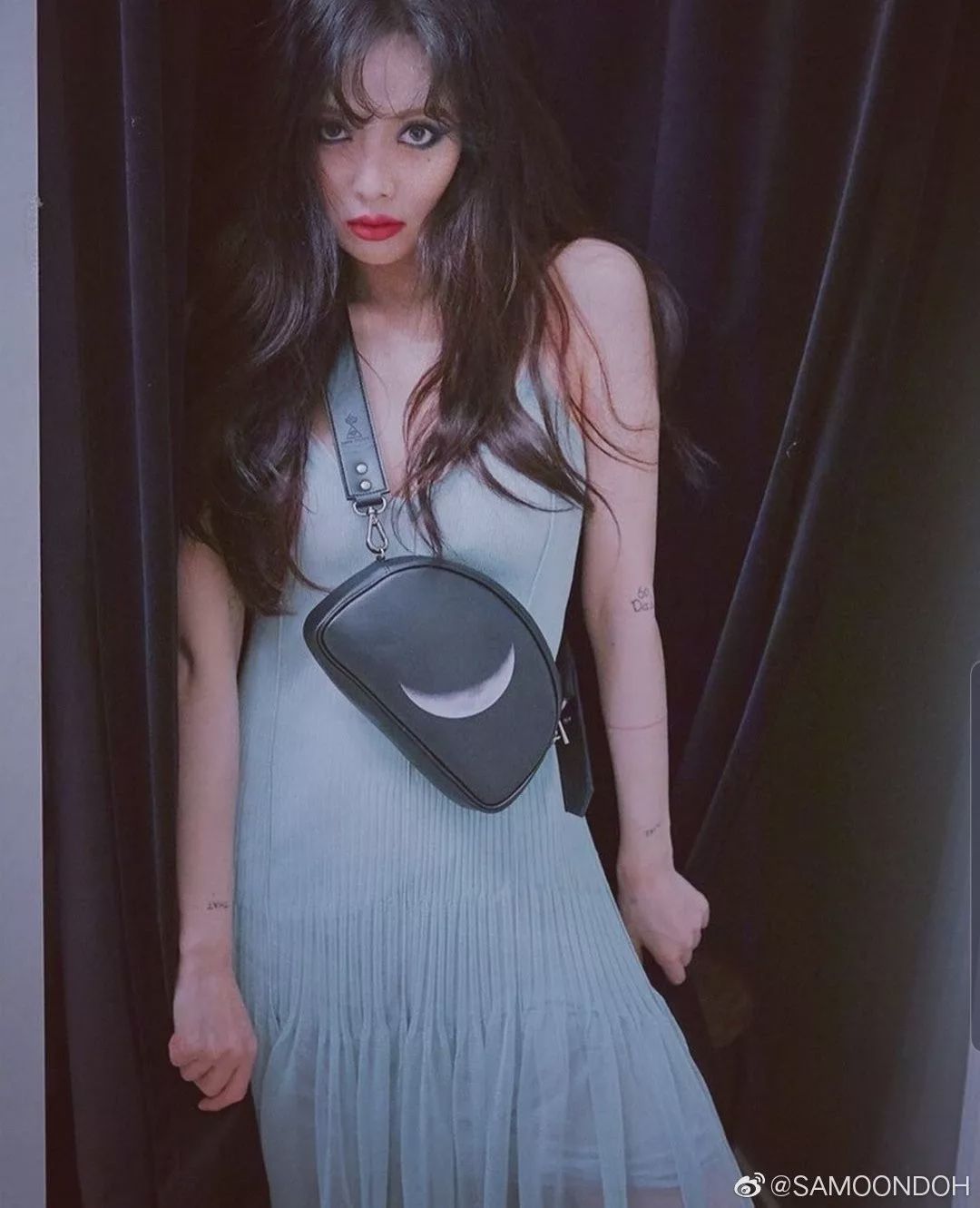 宋妍霏泫雅都喜欢的衣服,宋妍霏和泫雅一起的视频