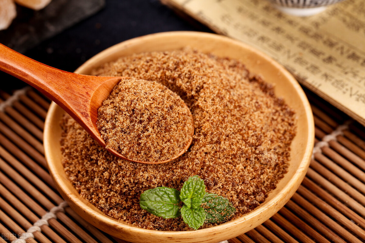 冰糖红糖黑糖白糖的区别,红糖白糖和冰糖的区别知识普及