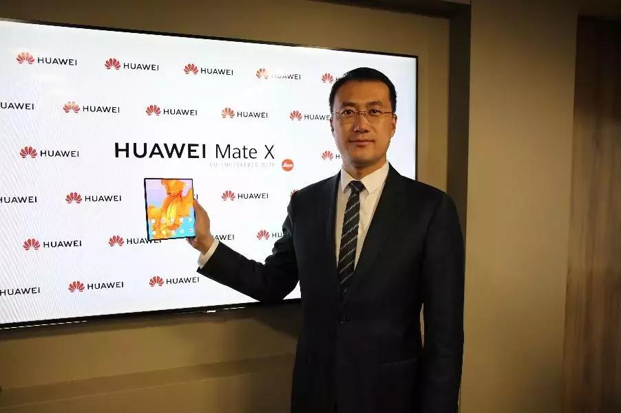 华为matex5g折叠手机测评,华为5g折叠屏手机matex重新入网