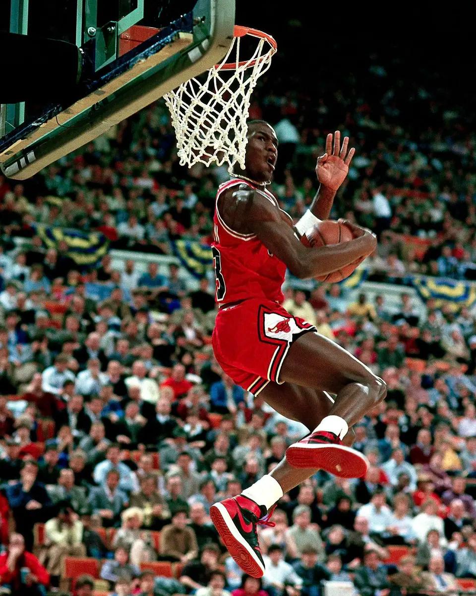 运动鞋的5种酷炫系法,运动鞋的四种穿搭