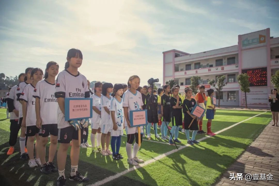 球队目前的目标还是全力冲击冠军,我们球队