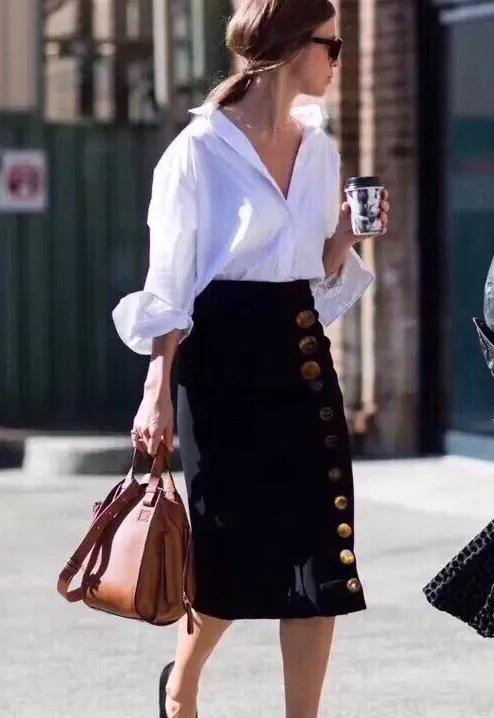 罗意威吊床包名字的由来,吊床包特点