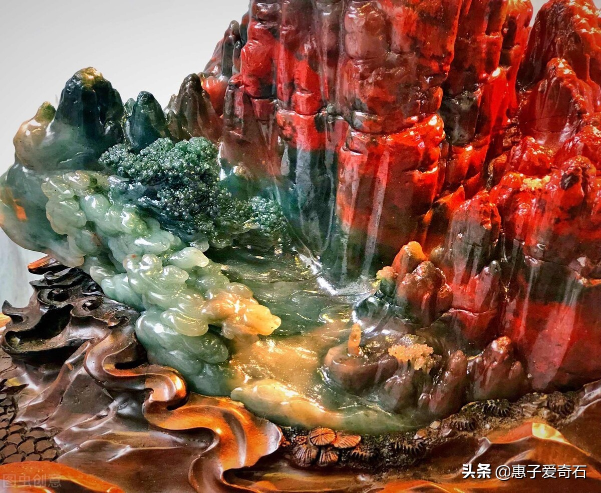 鸡血玉和鸡血石的区别图片大全,鸡血石从外表看怎么判断是鸡血玉