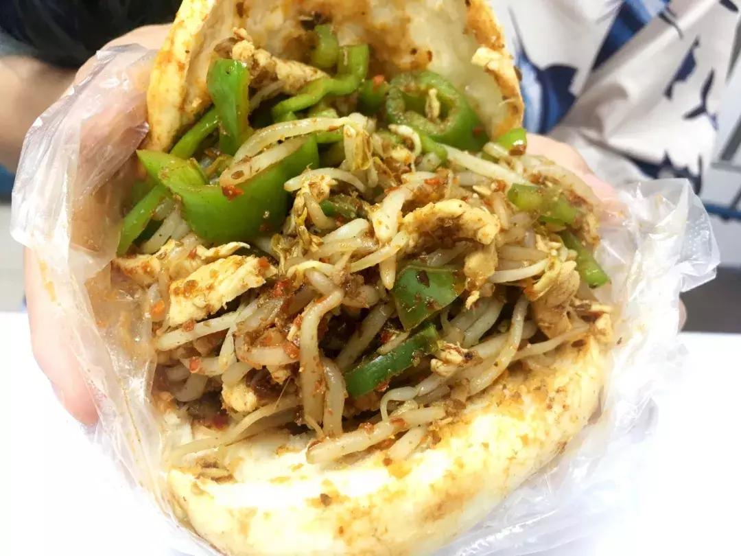 陕西夹馍指南：给我一个馍，我就能夹遍全世界