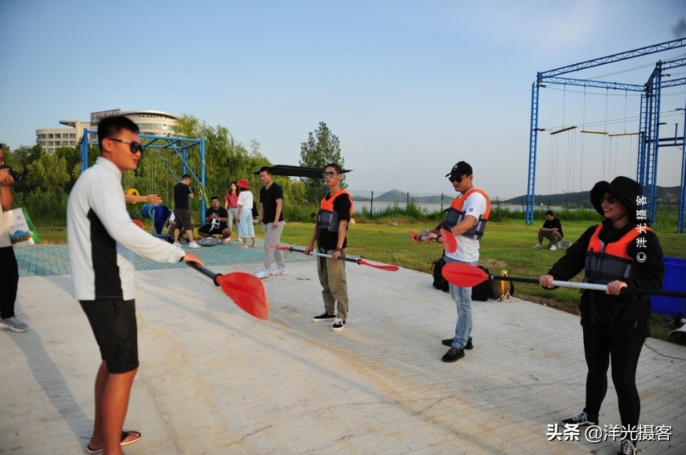 打卡在4000米高空,风靡世界的高空跳伞,悄然改变国人的度假方式