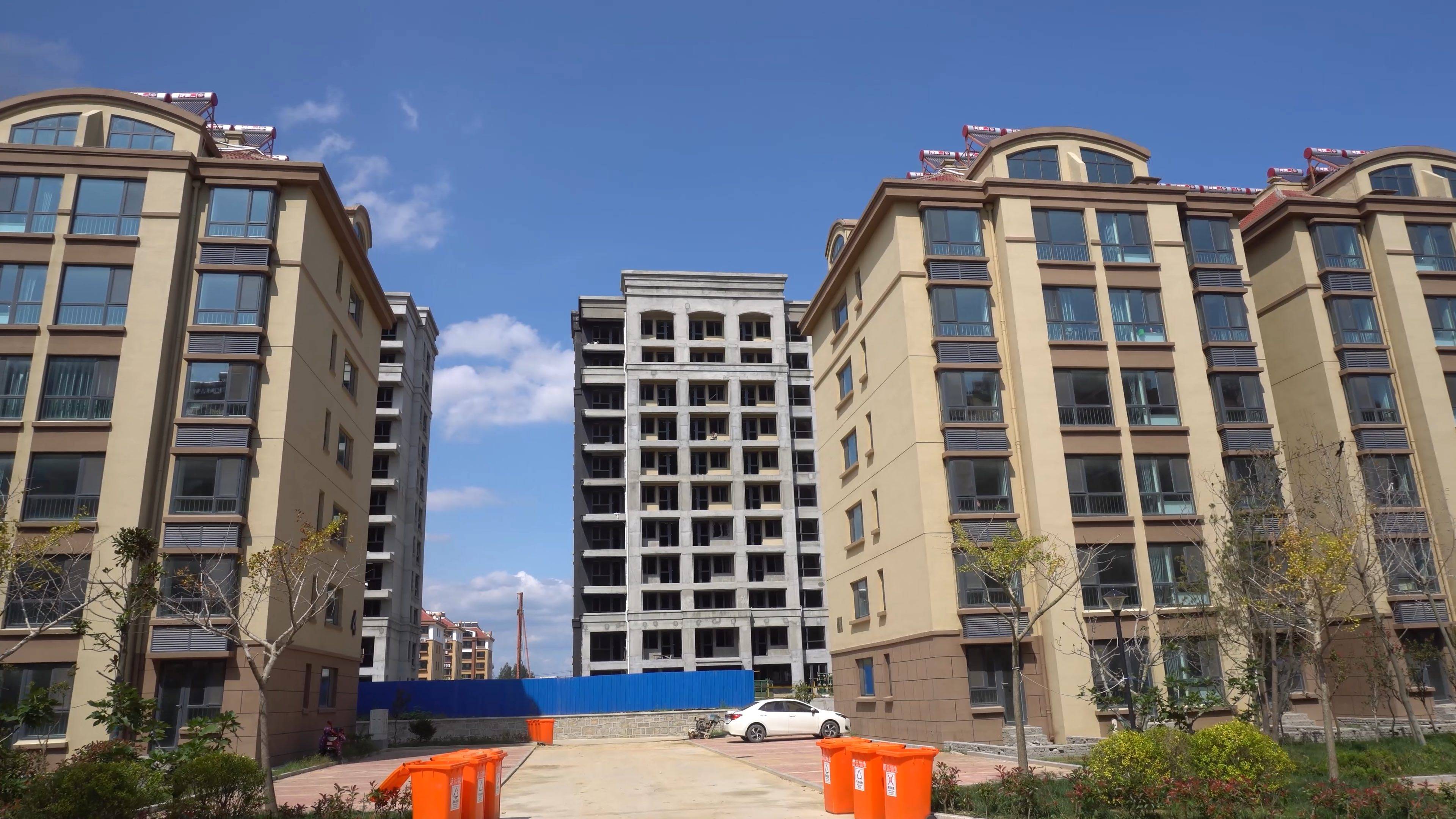 河北小哥租房环游全国：用卫星地图搜房价洼地别墅区月租600