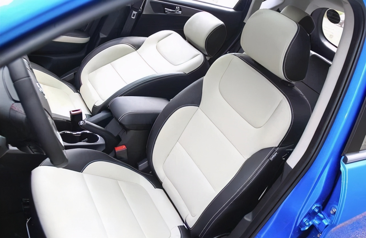 提了一辆新的长安汽车,刚提的长安cs35plus油耗11个