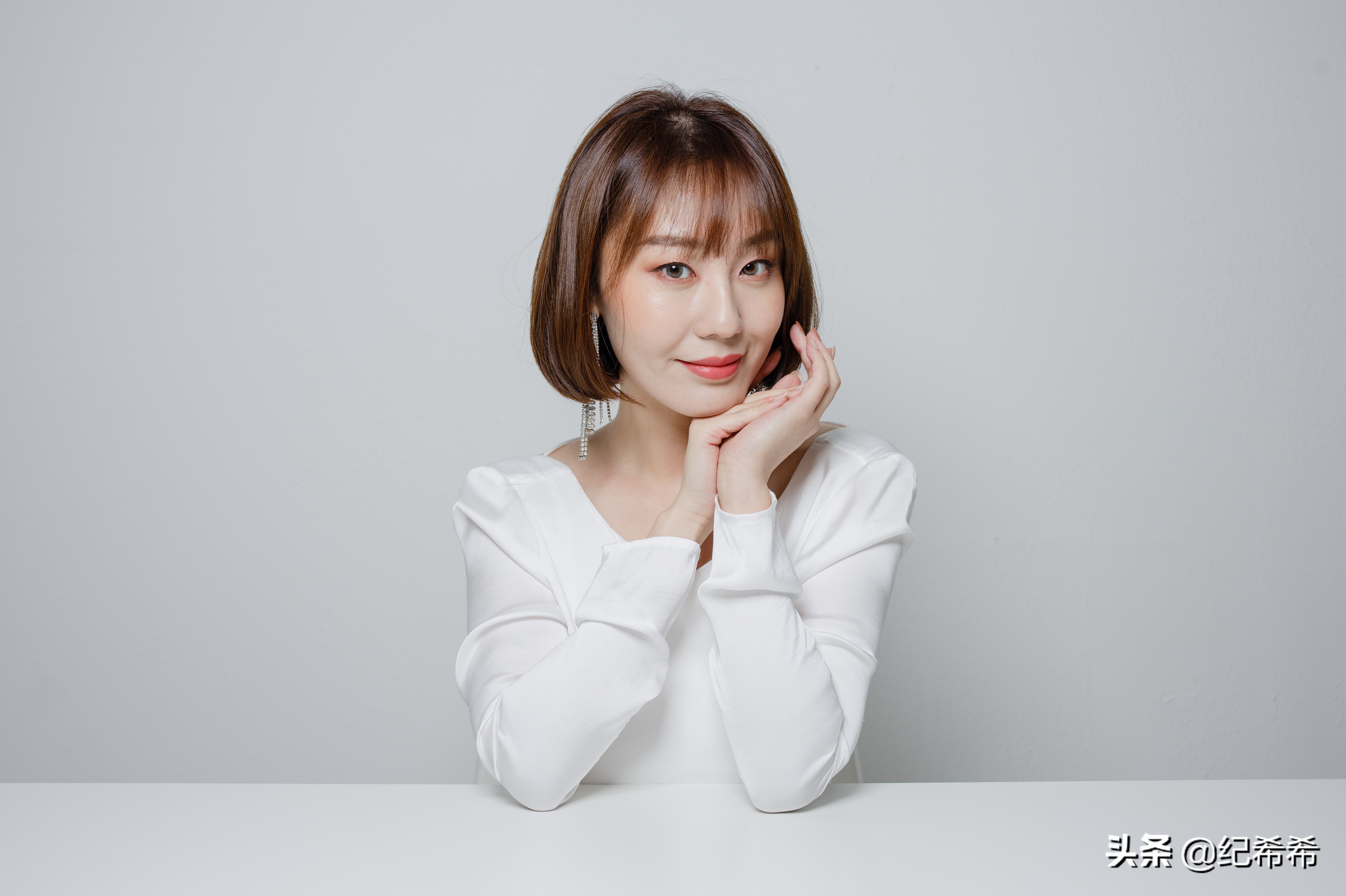 黄皮必入!宁静黄龄同款,一上架就卖断货的tomford细黑管实测