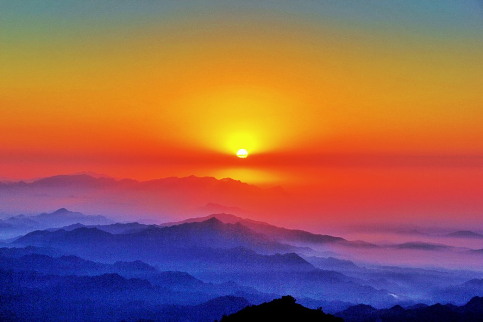 宿在驼梁，感受一种无忧的生活/郝贵云