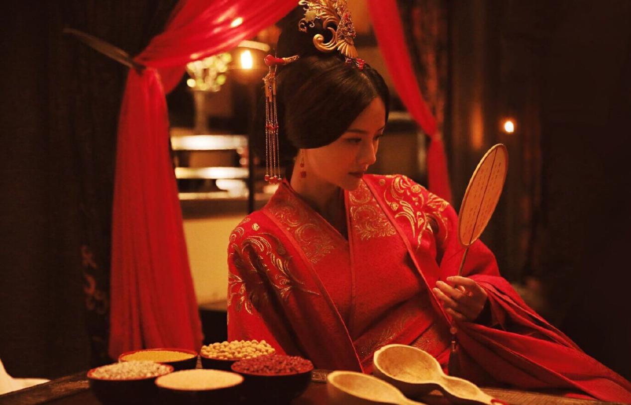 三国第一美人甄宓和曹丕,三国最可怜的美人甄宓