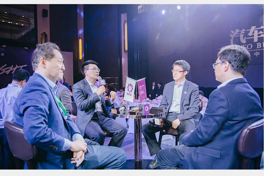 芯片有多紧缺？该上台领奖了，上汽英飞凌老总还忙着打电话调货