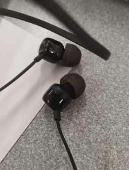 不漏音的有线耳机推荐测评,高音质百元头戴式耳机推荐