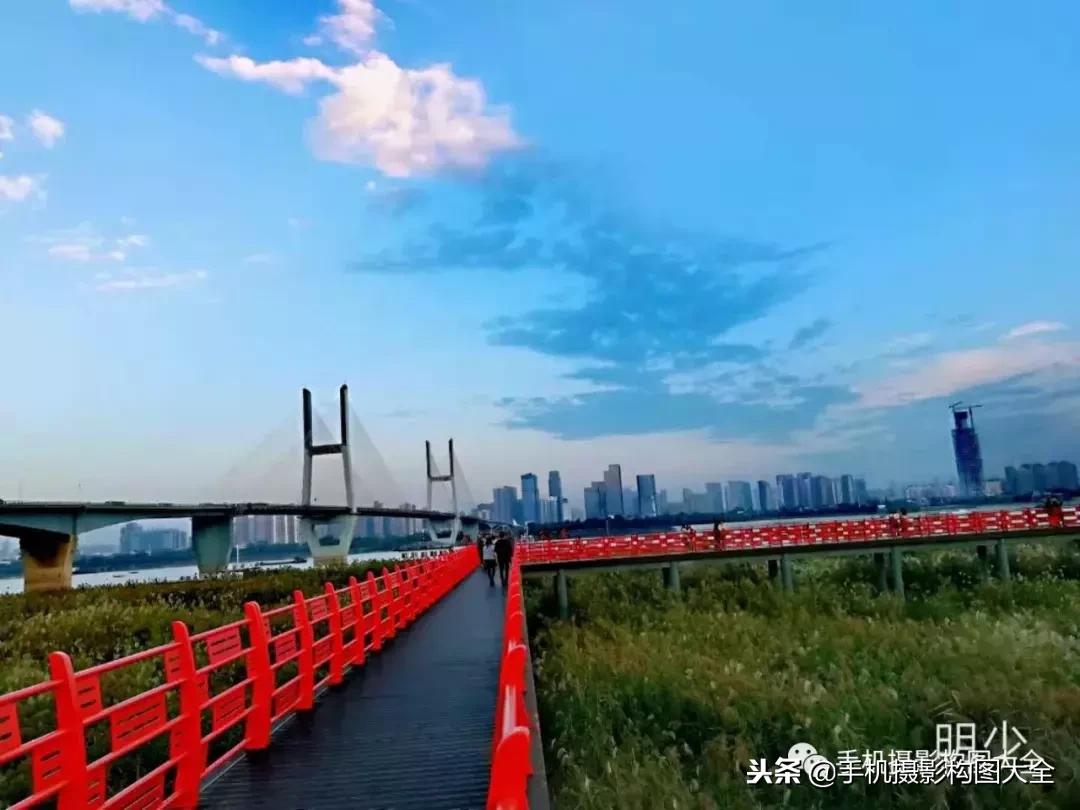 补脑！云彩拍摄还能这么玩？一定是我打开的方式不对……